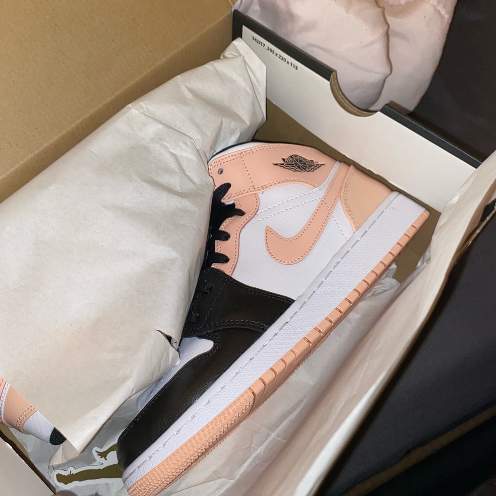 Air Jordan Mid GS